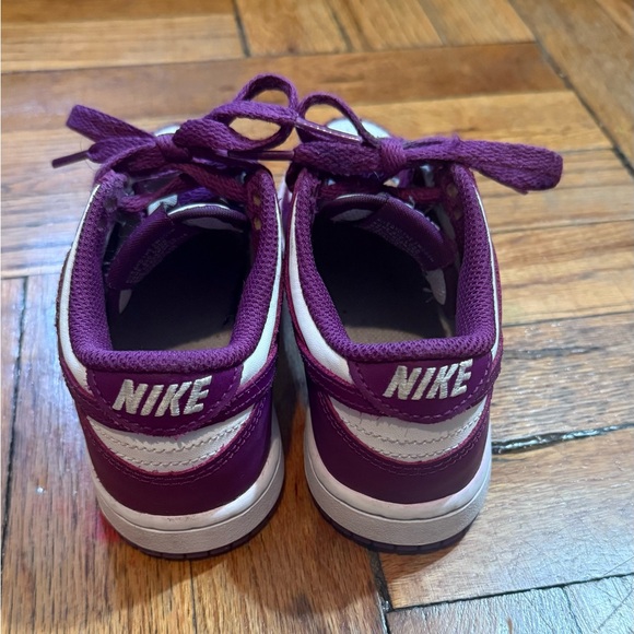Nike Dunk Low- little girls size 11.5c in purple and white - Picture 3 of 6